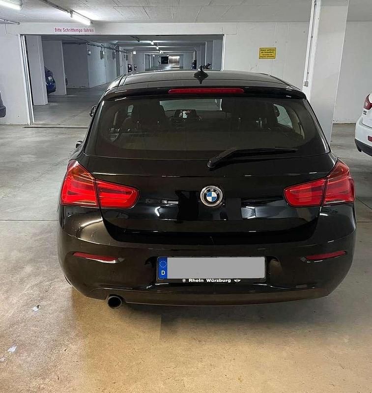 Schwarz Gebraucht 2017 BMW 118 Advantage Kleinwagen | 12.700 € (Fairer Preis) - Bild 1/4