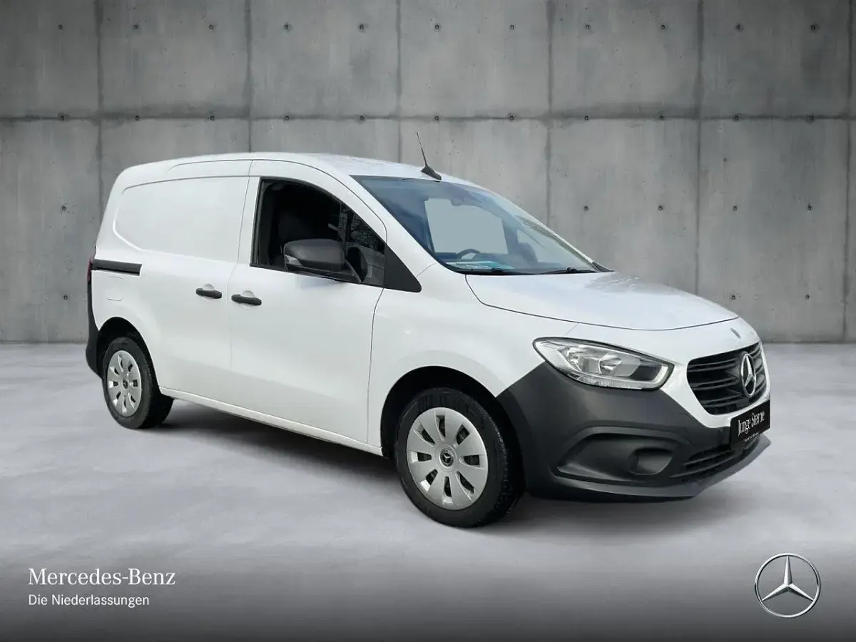 Gebraucht Mercedes Citan 112 116 PS (85 kW) 2022 Weiß Van / Kleinbus