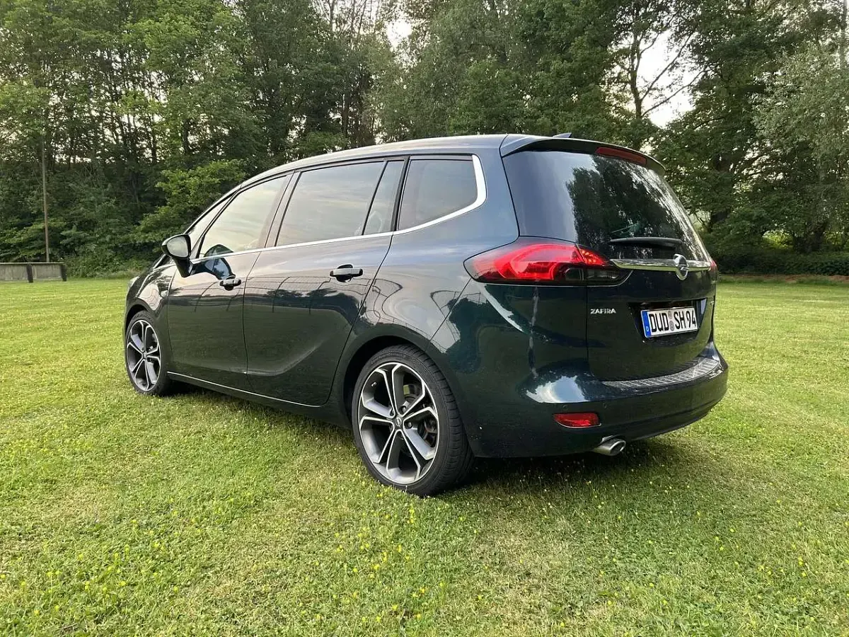 Gebraucht Opel Zafira Innovation 170 PS (125 kW) 2016 Grün Van / Kleinbus