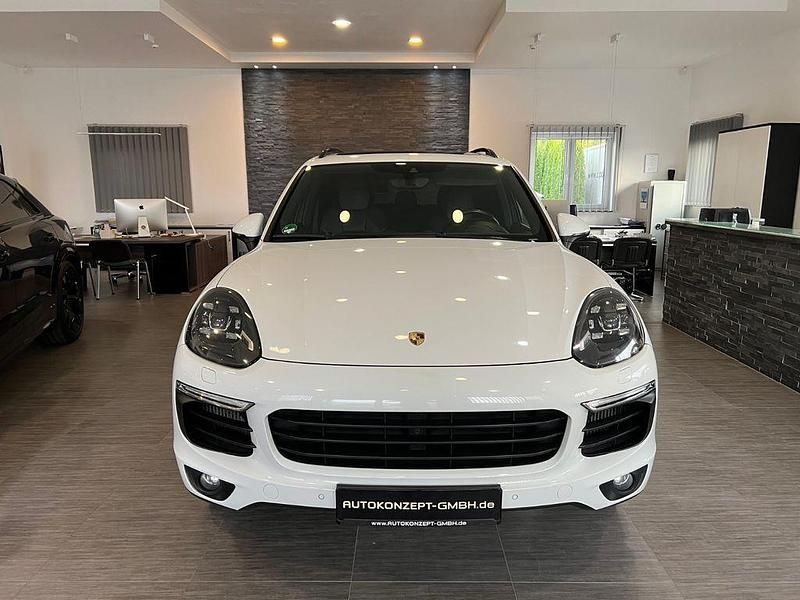 Gebraucht Porsche Cayenne Edition 262 PS (192 kW) 2015 Weiß SUV