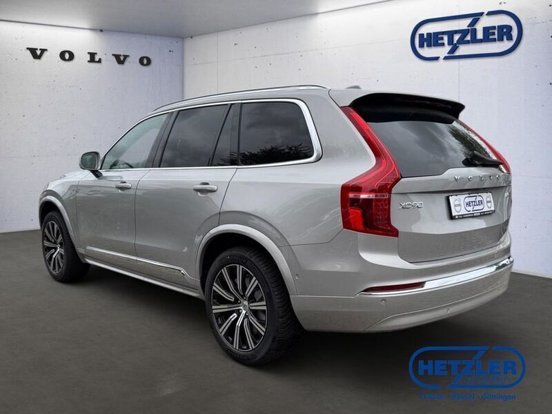 Second-hand Volvo XC90 Ultimate 235 CP (172 kW) 2023 Argintiu SUV