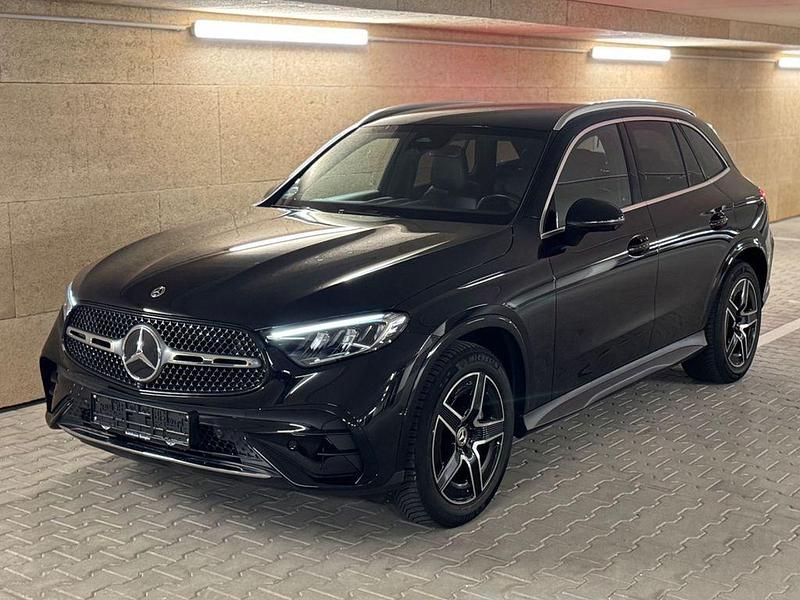 Gebraucht Mercedes GLC200 AMG 227 PS (166 kW) 2024 Schwarz SUV