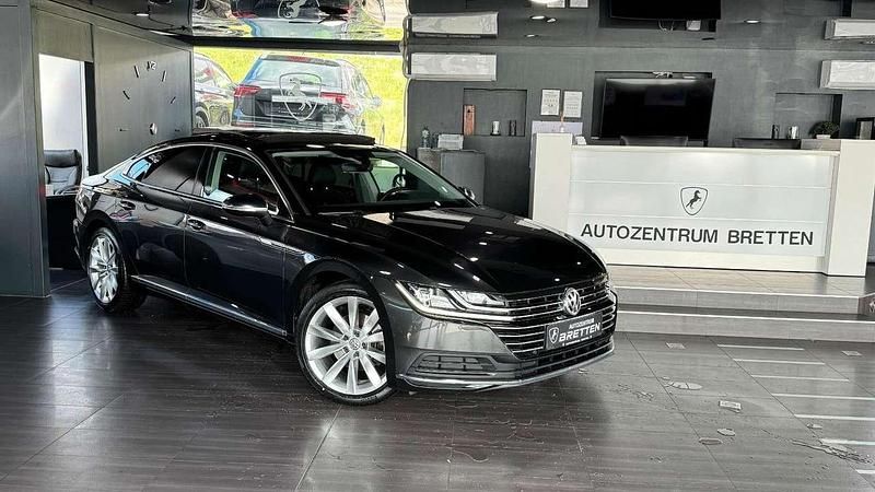 Gebraucht VW Arteon Elegance 150 PS (110 kW) 2017 Grau Kleinwagen