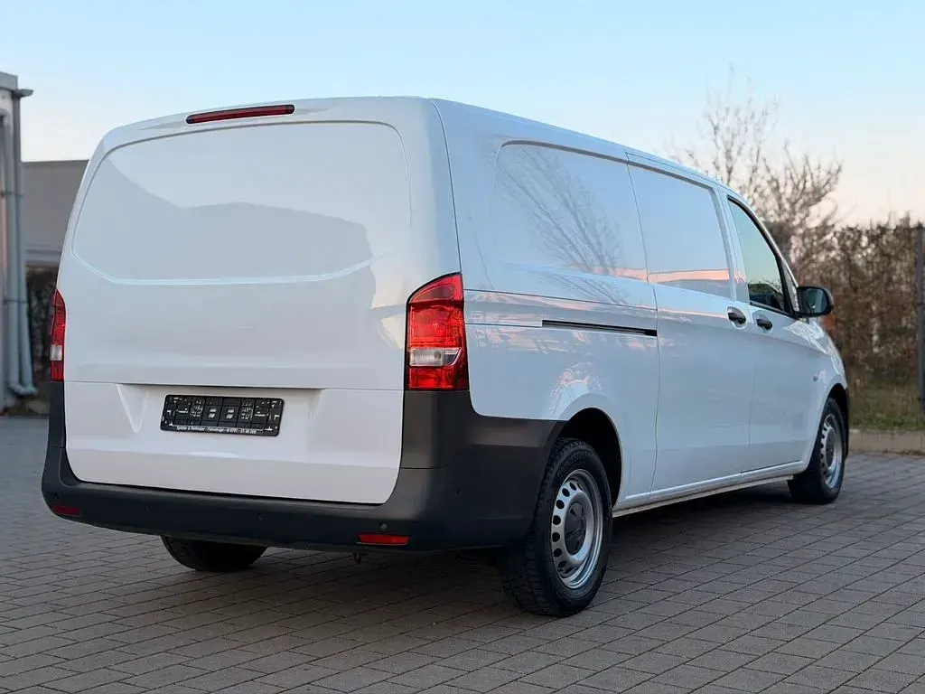 Gebraucht Mercedes Vito 136 PS (100 kW) 2019 Weiß Van