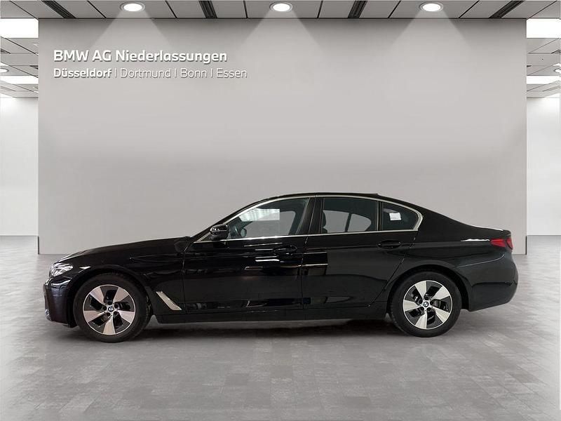 Gebraucht BMW 520 184 PS (135 kW) 2023 Schwarz Limousine
