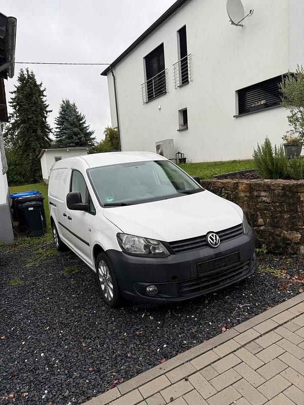 Weiß Gebraucht 2011 VW Caddy Maxi Van / Kleinbus | 6.700 € - Bild 1/4