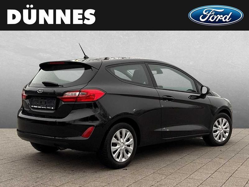 Gebraucht Ford Fiesta Trend 135 PS (99 kW) 2017 Blau Kleinwagen