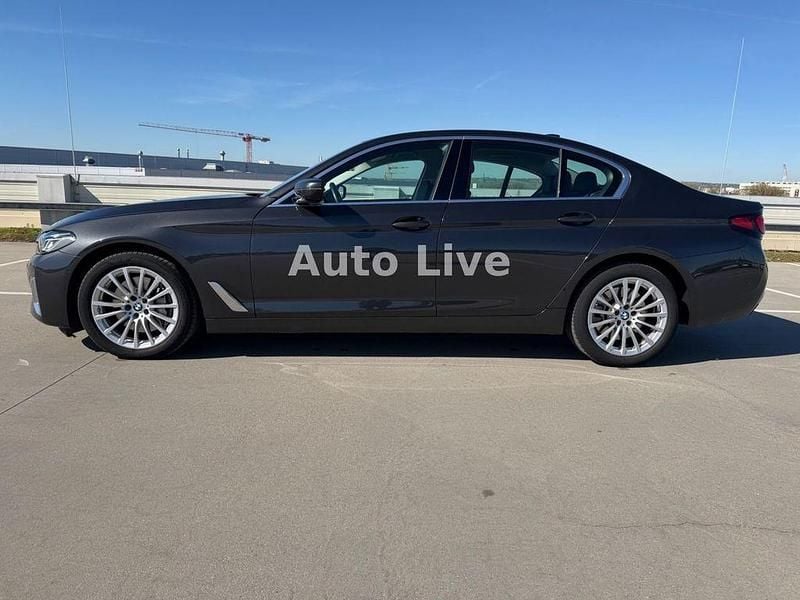 Używany BMW 530 Performance 286 KM (210 kW) 2022 Szary Sedan/Limuzyna