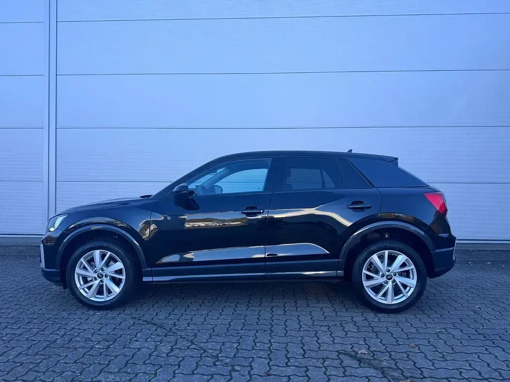 Używany Audi Q2 Advanced 150 KM (110 kW) 2025 Czarny SUV