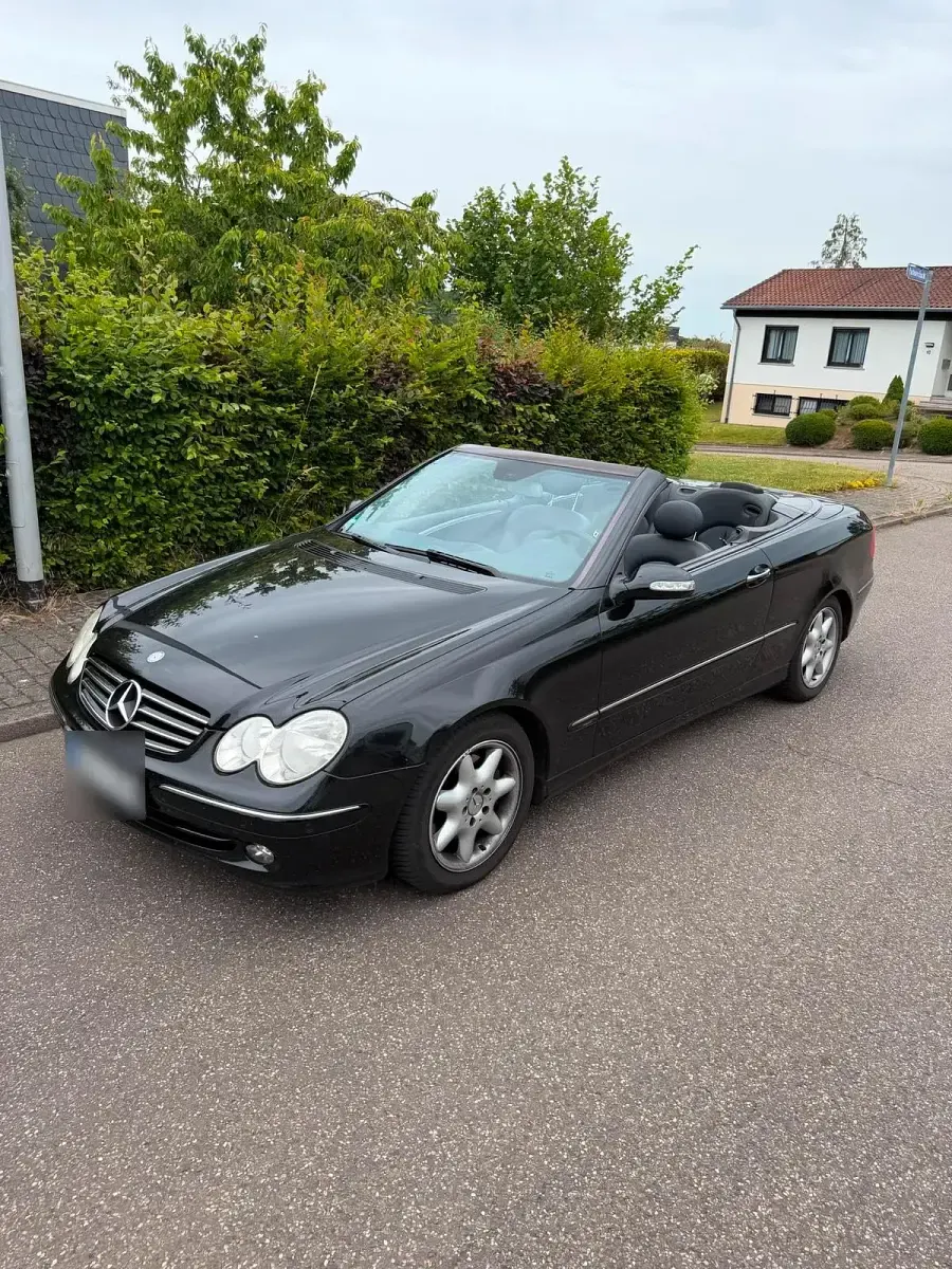 Gebraucht Mercedes CLK200 163 PS (119 kW) 2004 Schwarz Cabrio