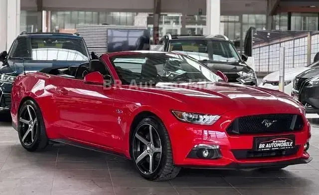 Gebraucht Ford Mustang GT Convertible 421 PS (309 kW) 2017 Racerot Cabrio