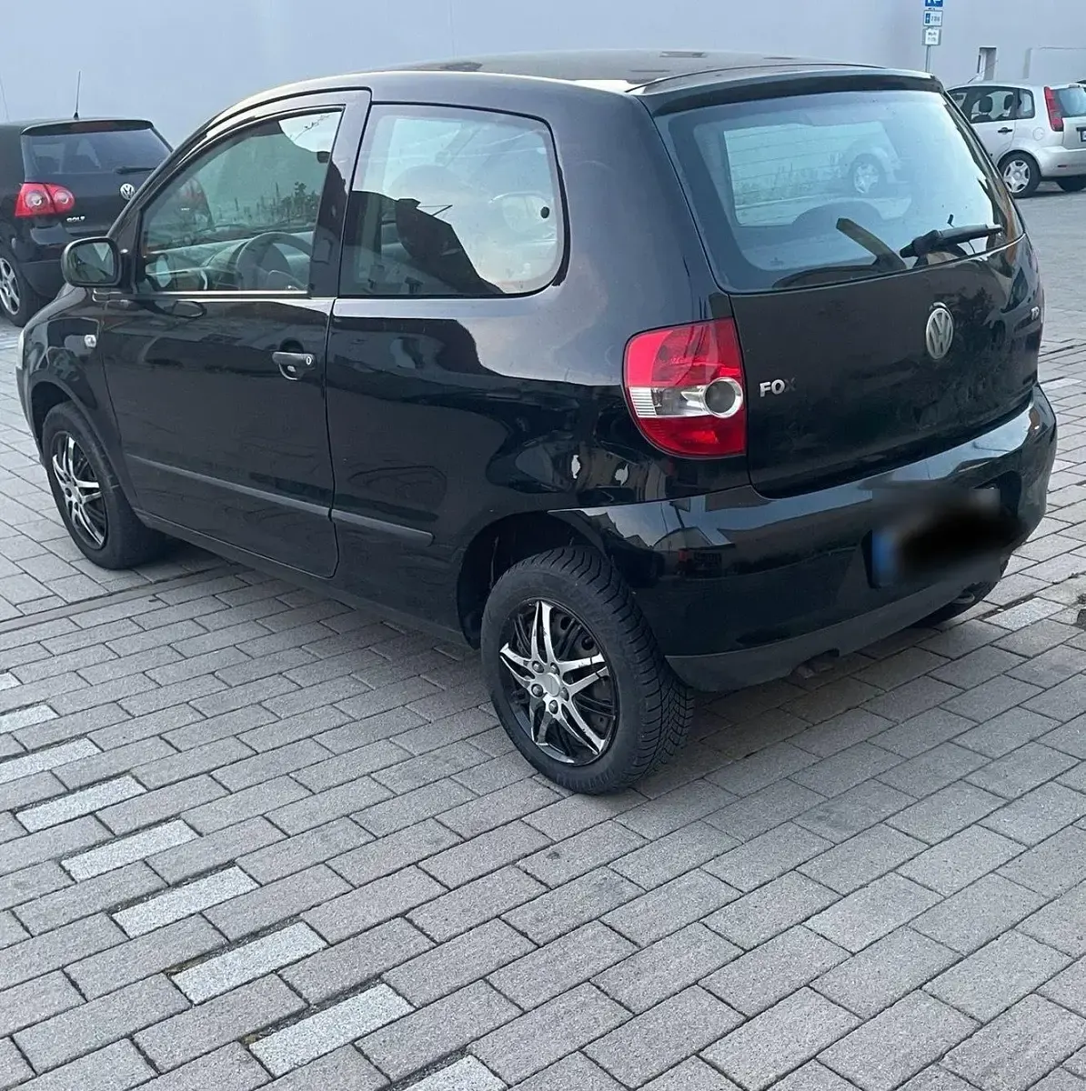 Gebraucht VW Fox 70 PS (51 kW) 2006 Schwarz Kleinwagen