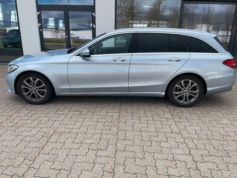 Gebraucht Mercedes C220 170 PS (125 kW) 2018 Silber Limousine