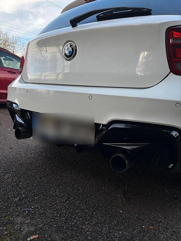 Gebraucht BMW 116 M Sport 150 PS (110 kW) 2012 Weiß Kleinwagen