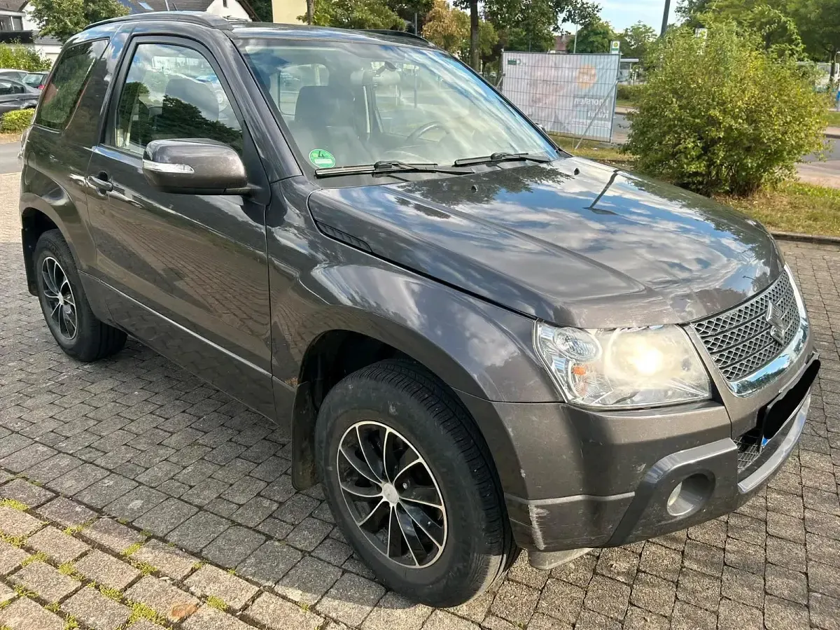 Gebraucht Suzuki Grand Vitara Comfort 106 PS (77 kW) 2010 Violet SUV
