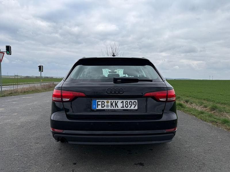 Gebraucht Audi A4 150 PS (110 kW) 2017 Schwarz Kombi