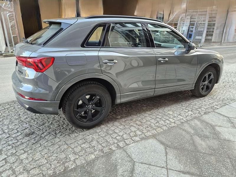 Second-hand Audi Q3 Advanced 150 CP (110 kW) 2023 Gri SUV