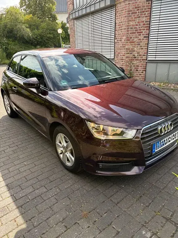 Gebraucht Audi A1 125 PS (91 kW) 2015 Rot Kleinwagen