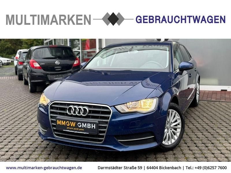 Blau Gebraucht 2014 Audi A3 Sportback Ambiente Limousine | 13.990 € (Fairer Preis) - Bild 1/4