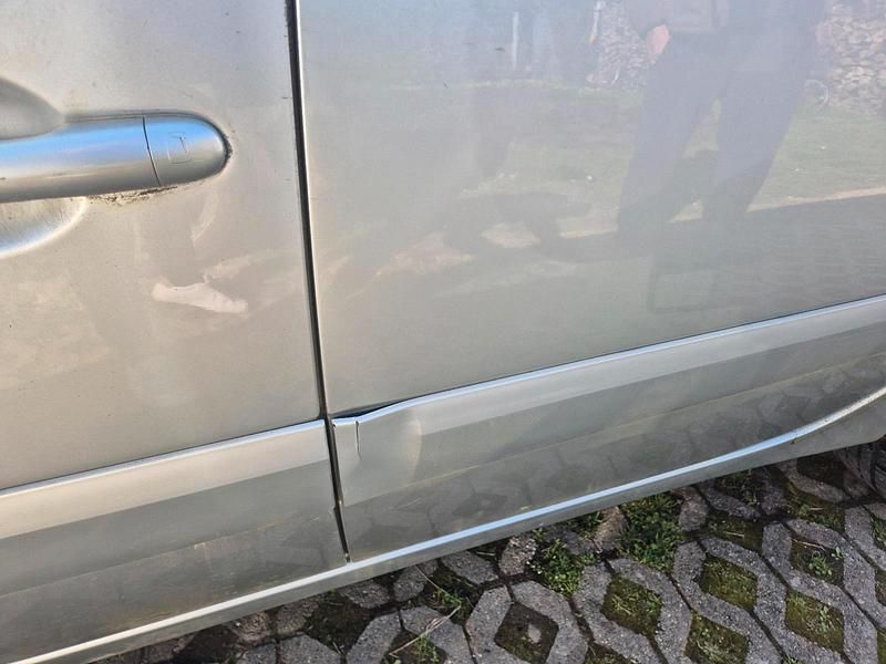 Gebraucht Renault Espace 135 PS (99 kW) 2006 Silber Van / Kleinbus