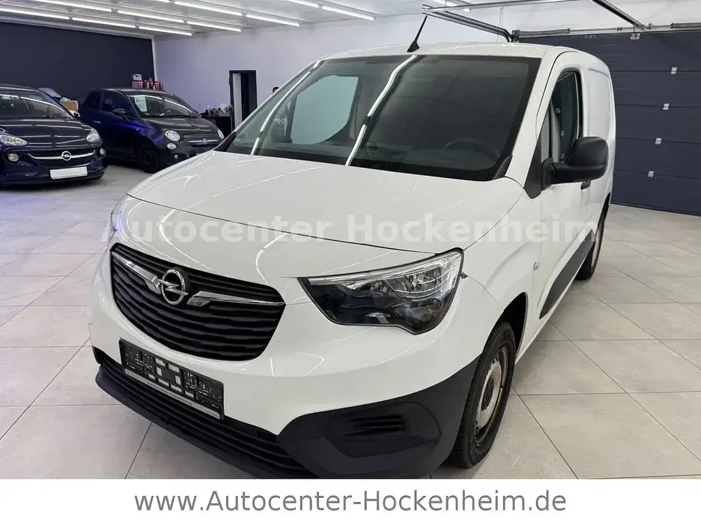 Usata Opel Combo Selection 76 CV (55 kW) 2019 Bianco Monovolume