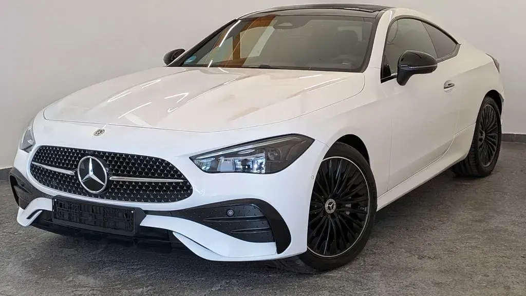 Gebraucht Mercedes CLE200 204 PS (150 kW) 2024 Weiß