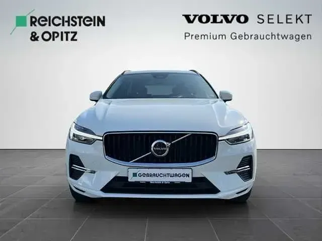 Gebraucht Volvo XC60 145 PS (106 kW) 2022 SUV