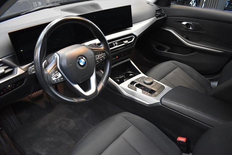 Gebraucht BMW 320 190 PS (139 kW) 2022 Blau Kombi