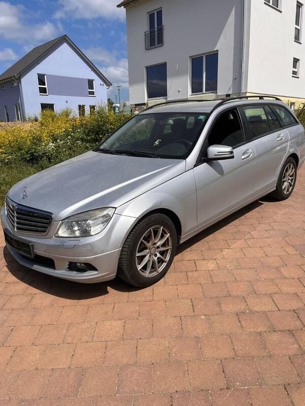 Silber Gebraucht 2009 Mercedes C200 Kombi | 2.250 € (Guter Preis) - Bild 1/4
