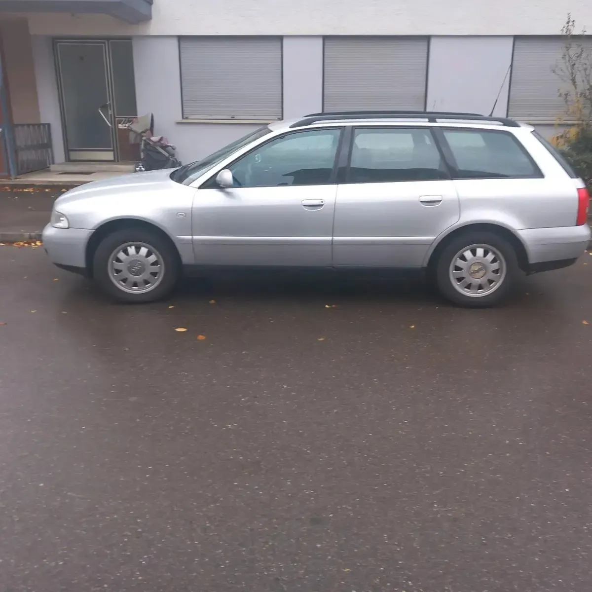 Gebraucht Audi A4 125 PS (91 kW) 2001 Silber Kombi