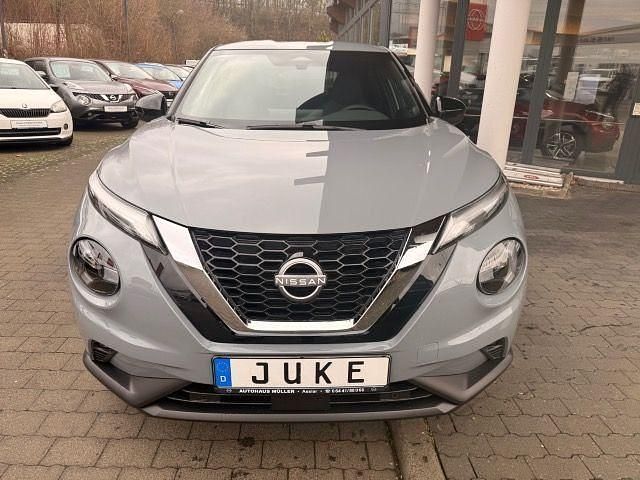 Neu Nissan Juke N-Connecta 114 PS (83 kW) 2026 Grau SUV