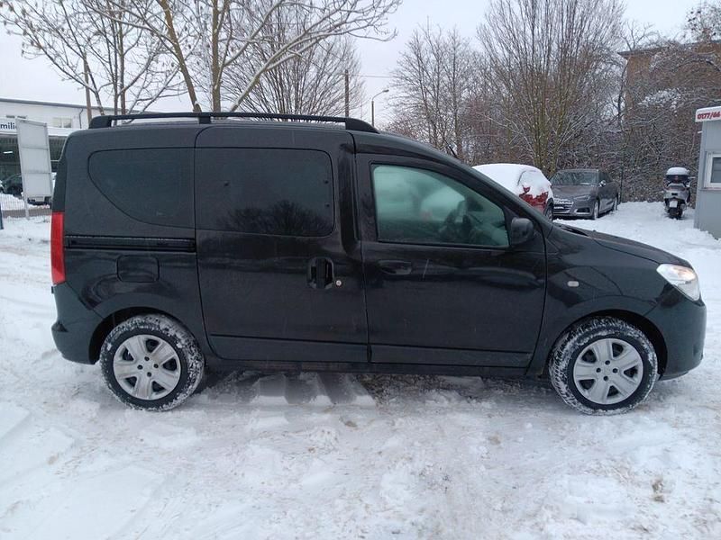 Gebraucht Dacia Dokker Comfort 102 PS (75 kW) 2019 Schwarz Van / Kleinbus
