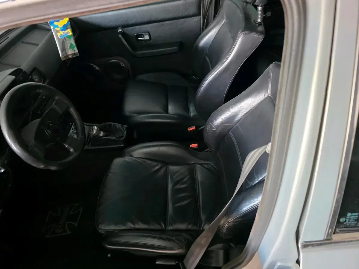 Gebraucht Audi 90 Sport 320 PS (235 kW) 2026 Silber Limousine