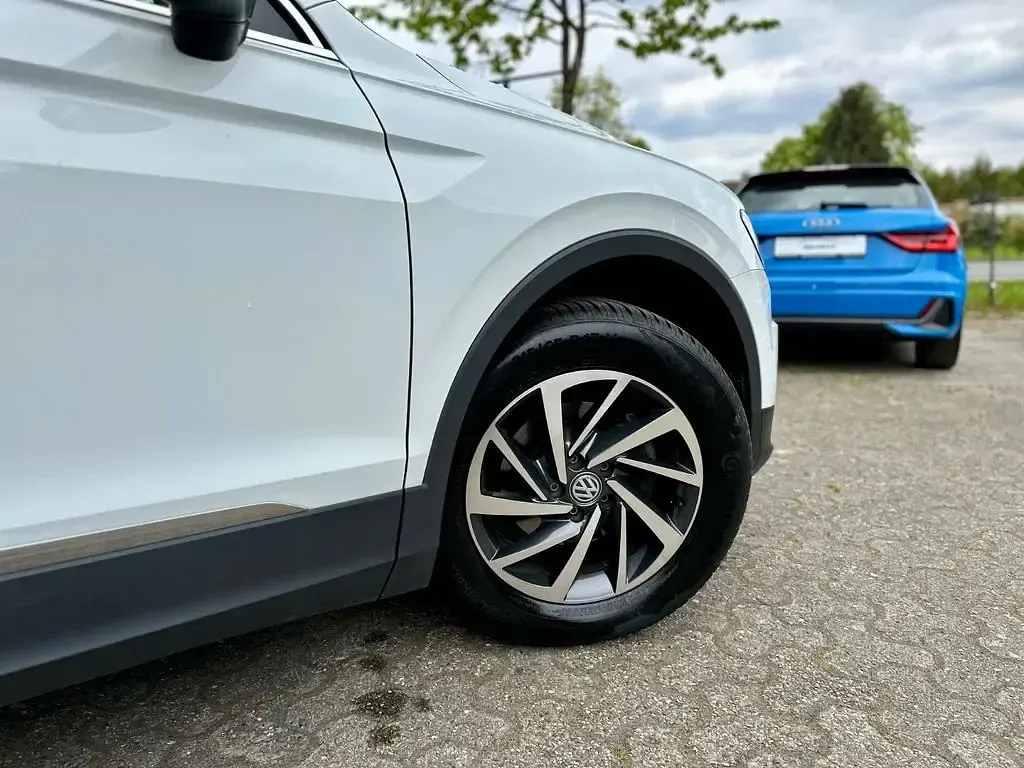 Gebraucht VW Tiguan Sound 150 PS (110 kW) 2017 Weiß SUV