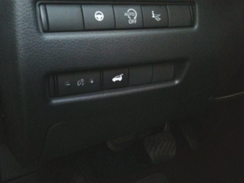 Gebraucht Nissan Qashqai Tekna 158 PS (116 kW) 2022 Schwarz SUV