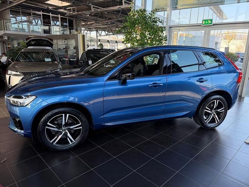 Gebraucht Volvo XC60 R-Design 190 PS (139 kW) 2020 Bursting blue (metallic) SUV