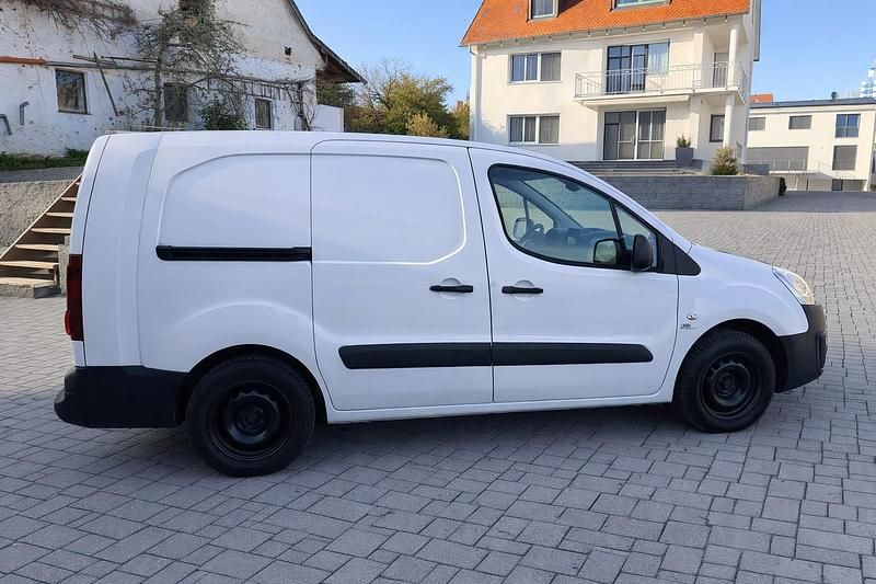Gebraucht Citroën Berlingo 100 PS (73 kW) 2018 Weiß Van / Kleinbus
