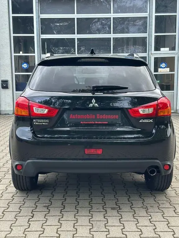 Gebraucht Mitsubishi ASX Edition 117 PS (86 kW) 2017 Schwarz SUV