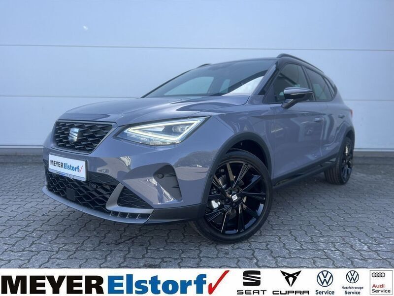 Grau Neu 2025 Seat Arona Black Edition SUV | 36.610 € - Bild 1/4