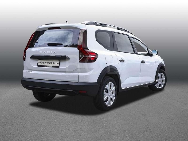 Gebraucht Dacia Jogger Essentiel 101 PS (74 kW) 2025 Weiß Van / Kleinbus
