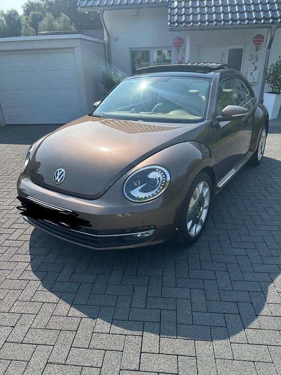 Braun Gebraucht 2014 VW Beetle Design Limousine | 9.600 € (Fairer Preis) - Bild 1/4