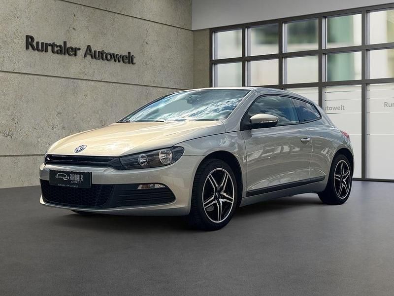 Weiß Gebraucht 2009 VW Scirocco Sport Coupé | 8.999 € (Etwas zu teuer) - Bild 1/4