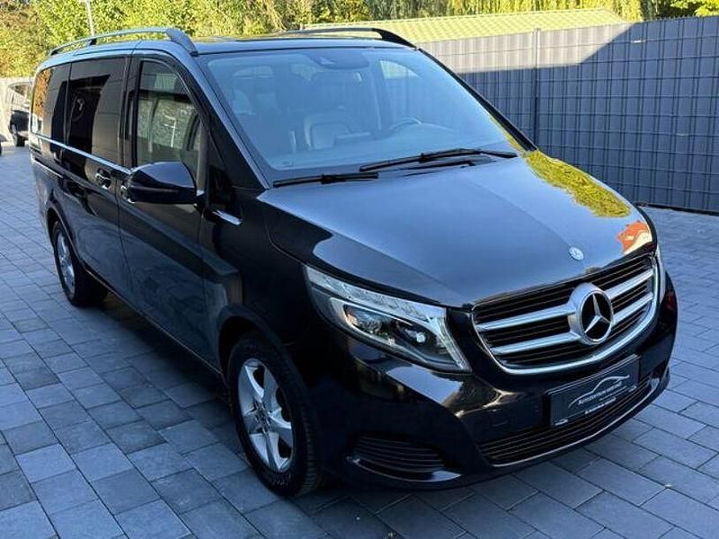 Gebraucht Mercedes V250 272 PS (200 kW) 2015 Obsidianschwarz Van / Kleinbus