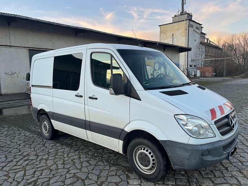 Weiß Gebraucht 2011 Mercedes Sprinter Van | 12.000 € (Fairer Preis) - Bild 1/4