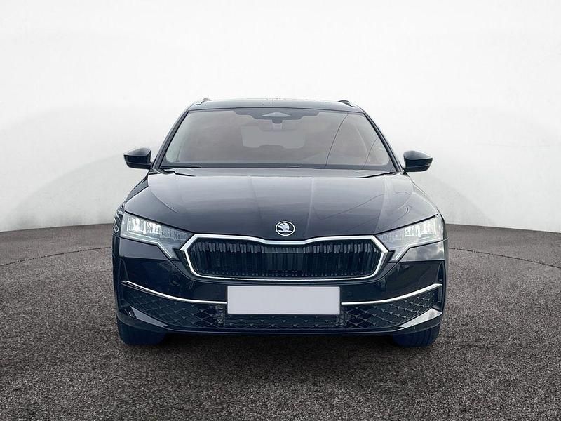 Neu Skoda Octavia Selection 150 PS (110 kW) 2025 Schwarzmagic perleffekt Kombi