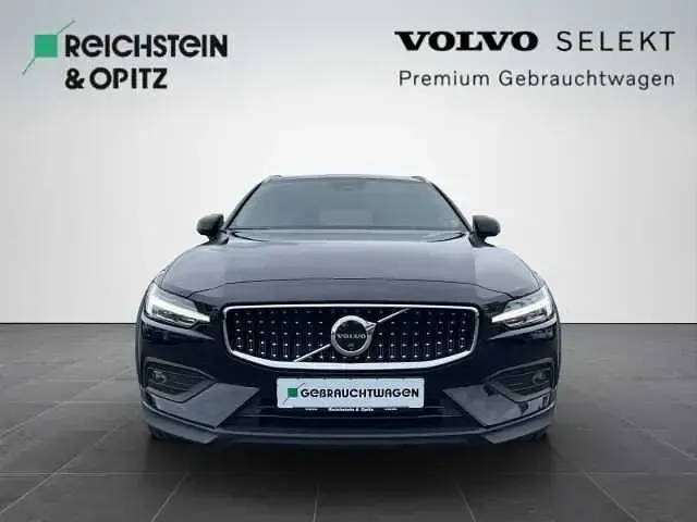Gebraucht Volvo V60 CC 184 PS (135 kW) 2024 Kombi