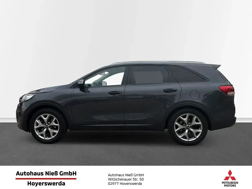 Używany Kia Sorento Platinum 200 KM (147 kW) 2017 Szary SUV