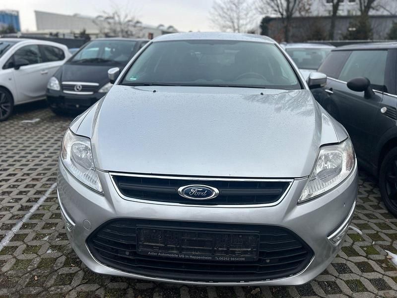 Gebraucht Ford Mondeo 140 PS (102 kW) 2011 Silber Kombi