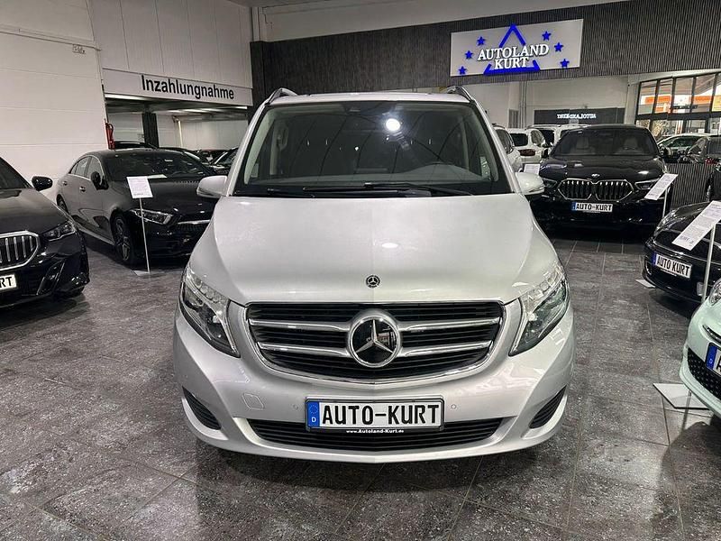 Usata Mercedes V220 Edition 163 CV (119 kW) 2017 Argento Monovolume