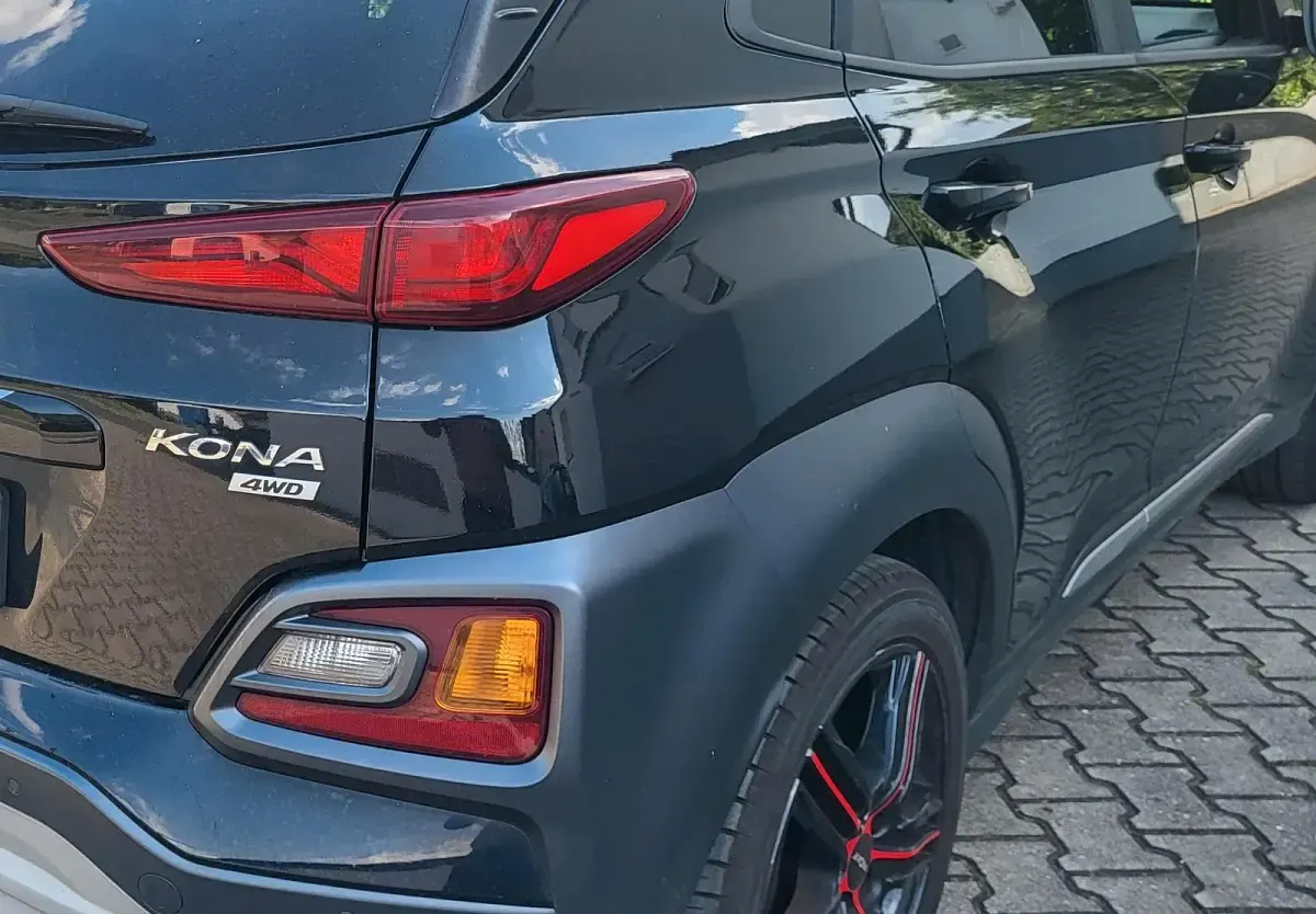 Gebraucht Hyundai Kona Style 179 PS (131 kW) 2018 Schwarz SUV